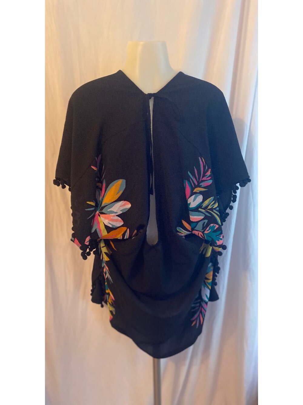 Xhilaration Black Multicolor Sheer Floral Kimono Cardigan
